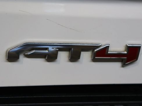 Used 2019 GMC Sierra 1500 AT4 w/ AT4 Premium Package AWD/4WD image 27