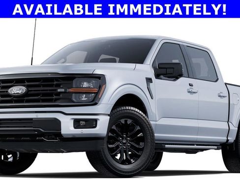 New 2025 Ford F150 XLT w/ Equipment Group 303A High image 35