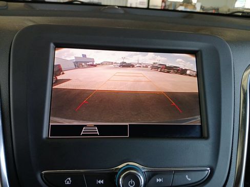 Used 2024 Chevrolet Equinox LT FWD image 21