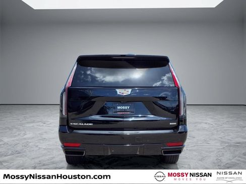 Used 2024 Cadillac Escalade ESV Sport RWD image 6