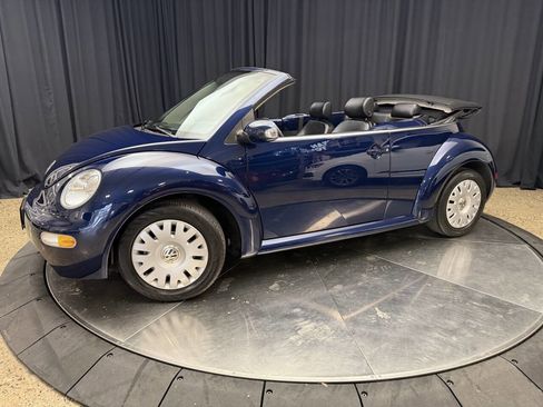 Used 2005 Volkswagen Beetle GL image 4