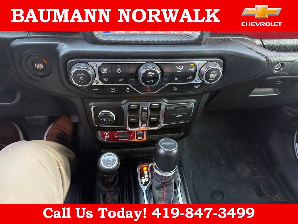 Used 2022 Jeep Gladiator Rubicon w/ Cold Weather Group AWD/4WD image 20