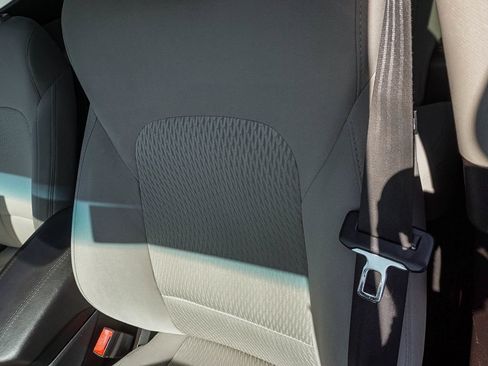 Used 2017 Hyundai Santa Fe Sport FWD image 20