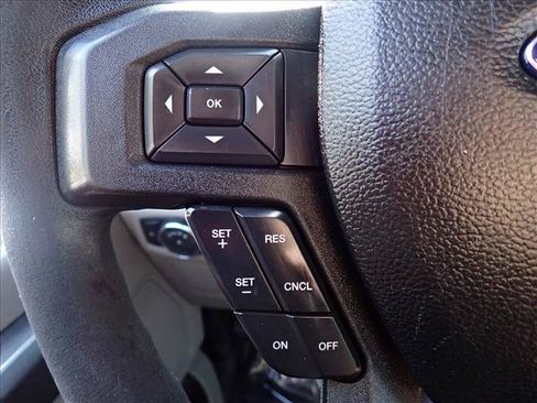 Used 2016 Ford F150 XL w/ Equipment Group 101A Mid AWD/4WD image 17
