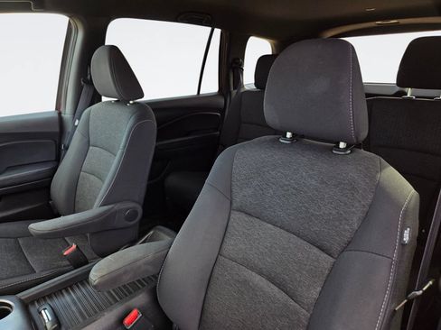 Used 2020 Honda Passport Sport image 33
