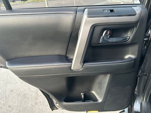 Used 2021 Toyota 4Runner SR5 Premium w/ Moonroof Package AWD/4WD image 26