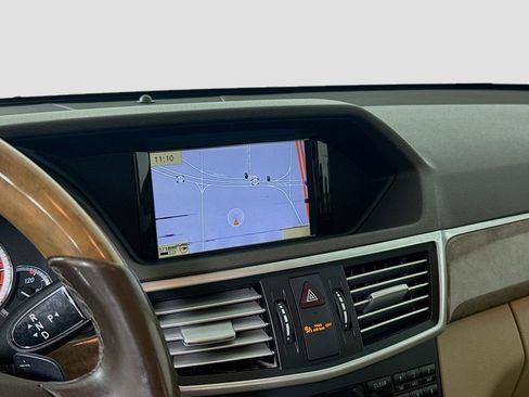 Used 2012 Mercedes-Benz E 350 BlueTEC Sedan image 13