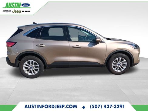 Certified 2021 Ford Escape SE w/ Cold Weather Package image 6