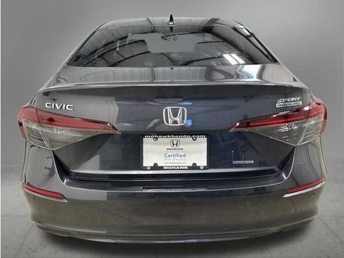 Certified 2025 Honda Civic Sport Touring image 5