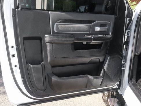 Used 2021 RAM 3500 SLT w/ Quick Order Package 27G SLT image 17