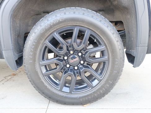 Certified 2022 GMC Sierra 1500 Elevation image 41