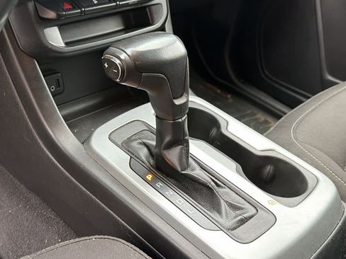 Used 2020 Chevrolet Colorado LT w/ LT Convenience Package image 12