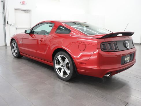 Used 2013 Ford Mustang GT Premium w/ Comfort Pkg RWD image 6