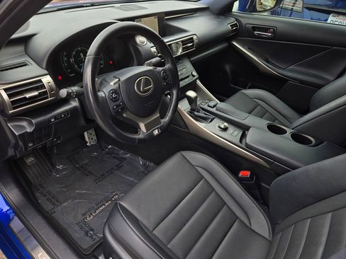 Used 2016 Lexus IS 200t w/ F Sport Package image 11