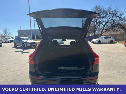 Certified 2024 Volvo XC60 B5 Ultimate w/ Protection Package Premier image 8