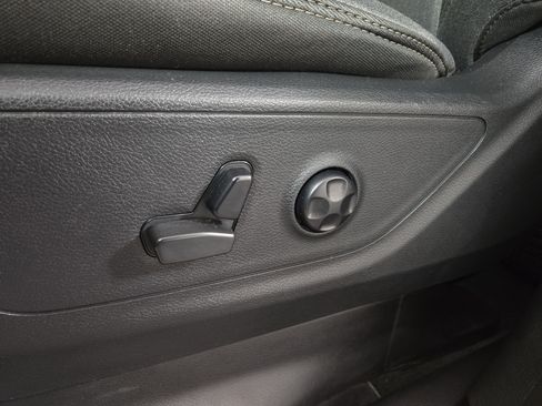 Used 2021 RAM 1500 Big Horn AWD/4WD image 28