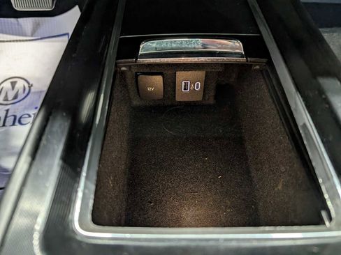 Used 2022 Lincoln Corsair AWD w/ Premium Package image 30