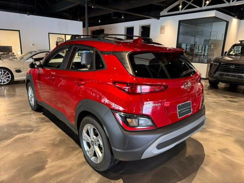 Used 2022 Hyundai Kona SEL image 3