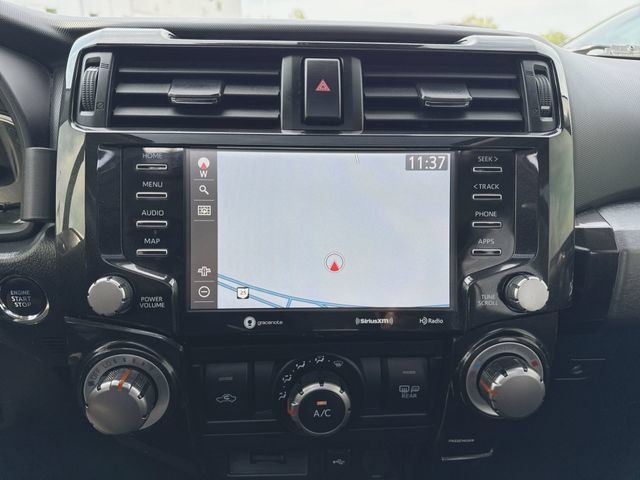 Used 2022 Toyota 4Runner TRD Off-Road Premium AWD/4WD image 14