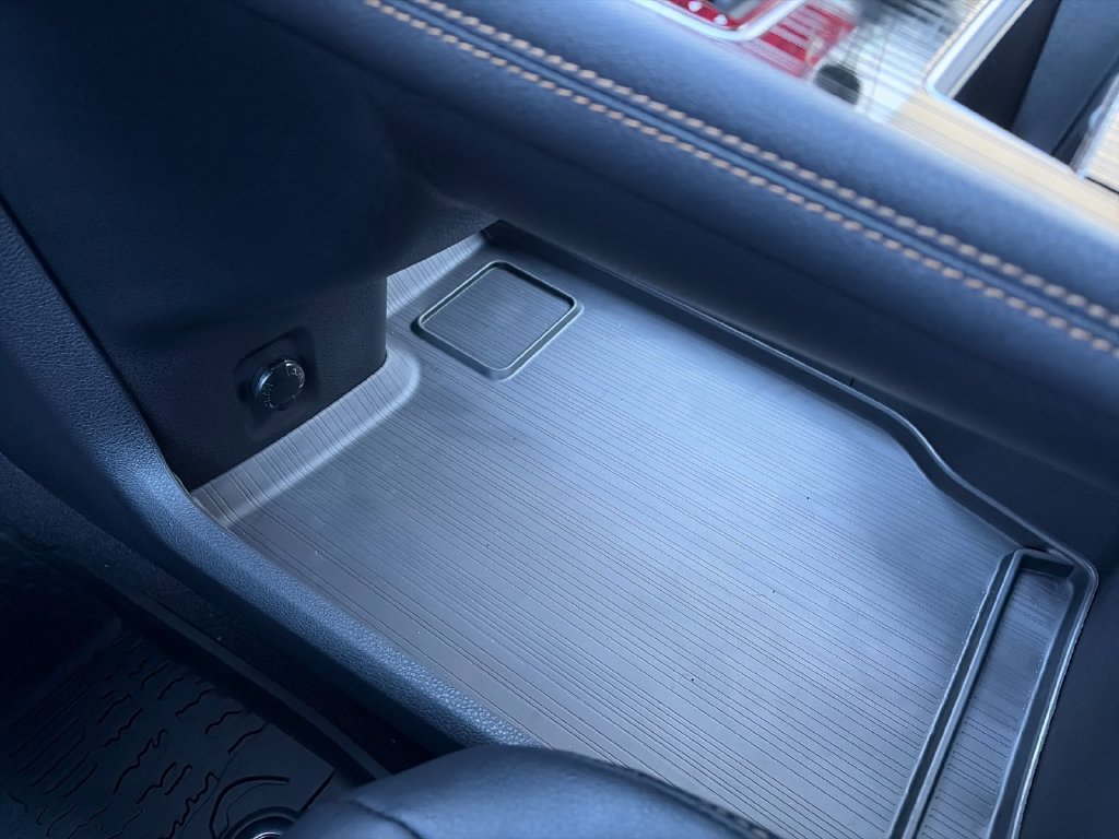New 2026 Toyota Sienna XLE Woodland Edition AWD/4WD image 35