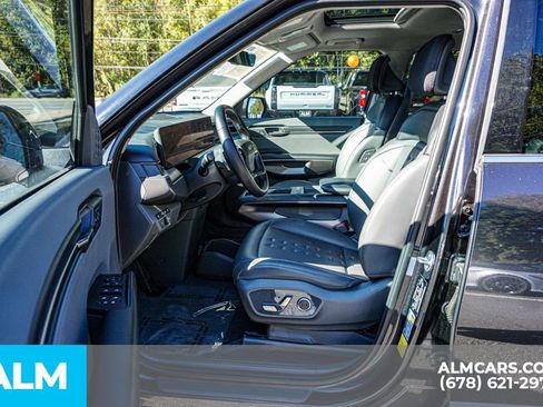 Used 2024 Kia EV9 Wind image 21