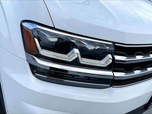 Used 2019 Volkswagen Atlas SE w/ Towing Package AWD/4WD image 32