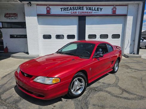 Used 1998 Ford Mustang Coupe RWD image 1