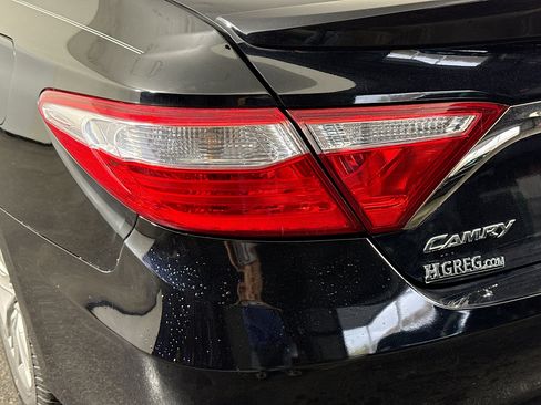 Used 2016 Toyota Camry SE image 35