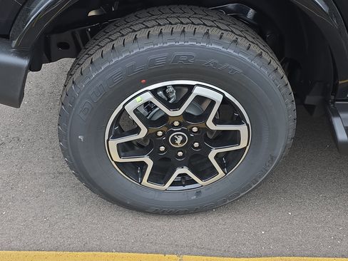 New 2026 Ford Bronco Outer Banks AWD/4WD image 5