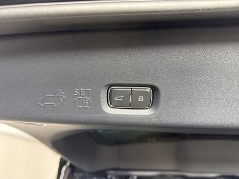 New 2025 Lincoln Navigator L Reserve w/ Jet Appearance Package image 32