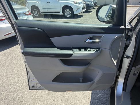 Used 2014 Honda Odyssey EX-L image 10
