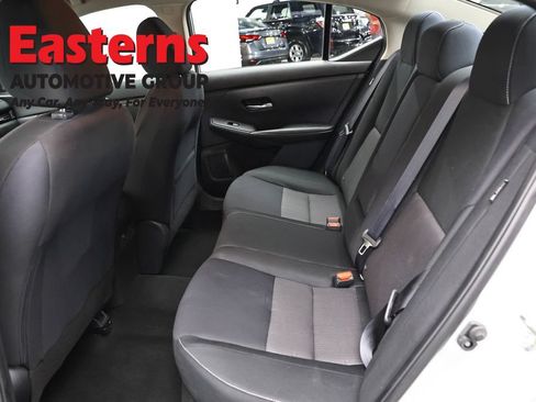 Used 2022 Nissan Sentra SV FWD image 20