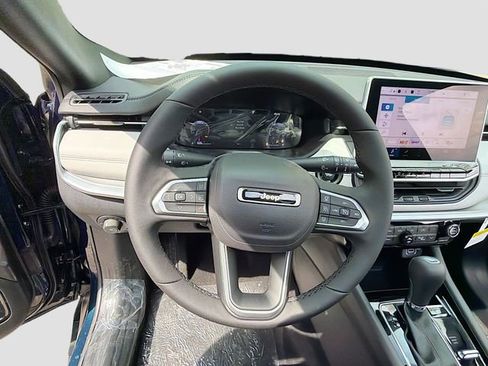 New 2026 Jeep Compass Limited w/ Sun, Sound & Navigation Group AWD/4WD image 12