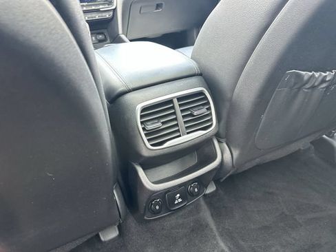 Used 2019 Hyundai Santa Fe AWD image 25