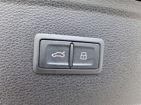 Certified 2021 Audi Q5 2.0T Premium w/ Convenience Package image 28