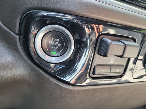 Certified 2025 Chevrolet Silverado 1500 LT RWD image 22