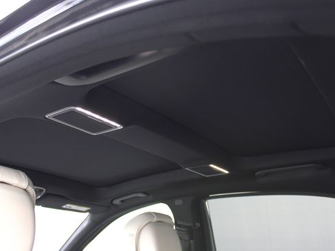 Used 2018 Mercedes-Benz S 560 Sedan image 74