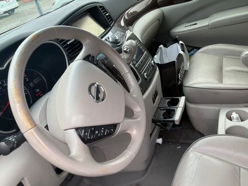 Used 2014 Nissan Quest LE FWD image 2