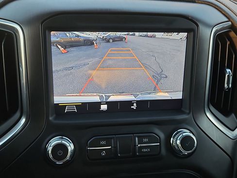 Used 2019 GMC Sierra 1500 AT4 image 9