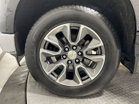 Used 2023 Chevrolet Silverado 1500 LT image 10