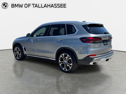 Used 2024 BMW X5 xDrive40i w/ Premium Package AWD/4WD image 7