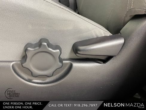 Used 2019 Toyota Tacoma SR image 20