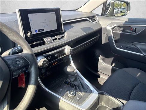 Used 2025 Toyota RAV4 LE AWD/4WD image 16