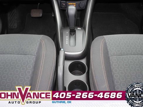 Used 2018 Chevrolet Trax LS FWD image 28