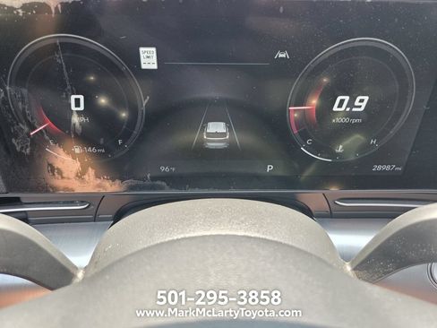 Used 2025 Hyundai Kona Limited AWD/4WD image 25