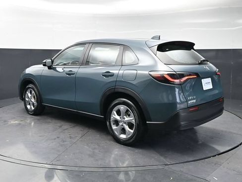 Used 2025 Honda HR-V LX image 7