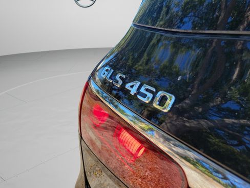 Used 2026 Mercedes-Benz GLS 450 4MATIC image 31