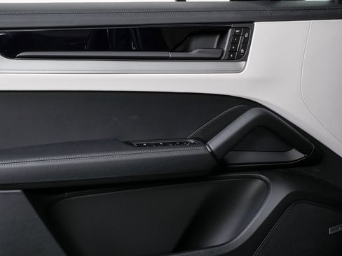 New 2026 Porsche Cayenne S AWD/4WD image 6