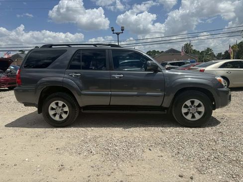 Used 2007 Toyota 4Runner SR5 RWD image 4