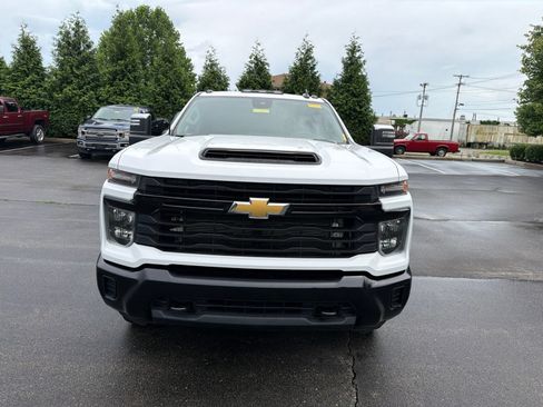 Used 2024 Chevrolet Silverado 2500 W/T AWD/4WD image 8